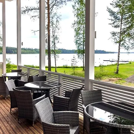 Emolahti Holiday park Pyhajarvi (Oulu)