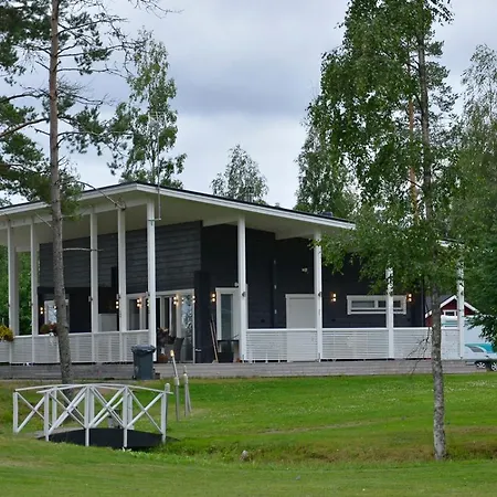 Emolahti Holiday park Pyhajarvi (Oulu)